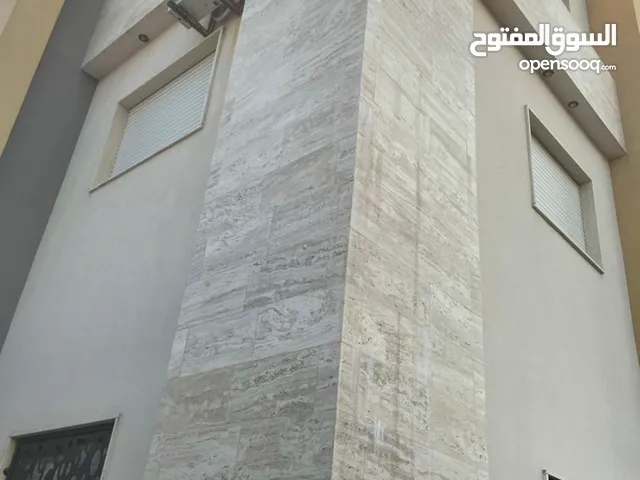 600 m2 More than 6 bedrooms Villa for Sale in Tripoli Tajura