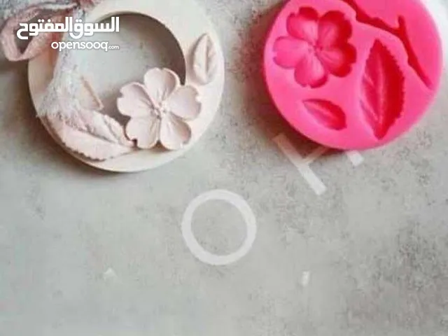 قوالب سيلكون بأشكال مميزة للشمع والرزن