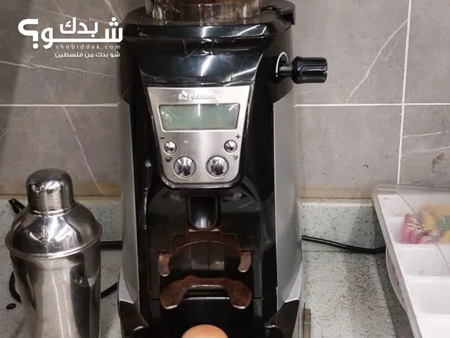 ماكينة اسبرسو مع فلتر+ماكينة طحن قهوة ديجيتال+ماكينة فوشار+ثلاجة زجاج عرض مشاريب وحلويات وسلطات