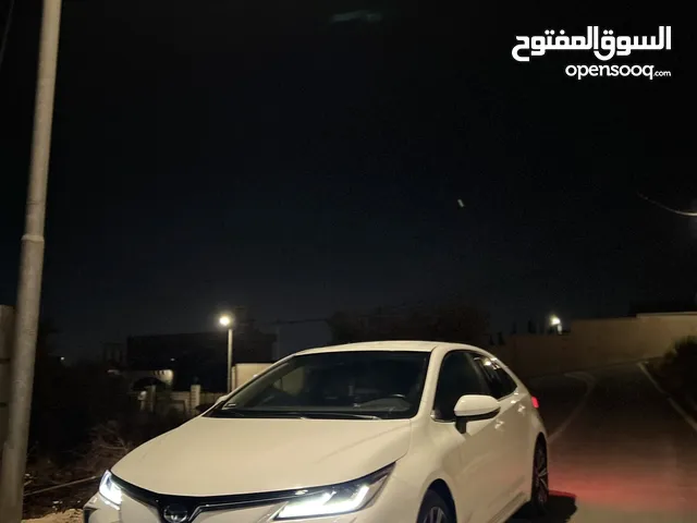 تويوتا كورولا 2023 للبيع قانوني ضفه فل إضافات معدا فتحه