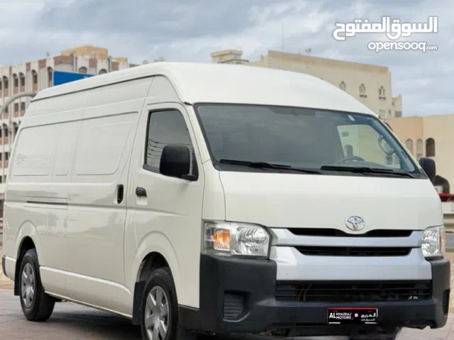 تويوتا هايس (2022)