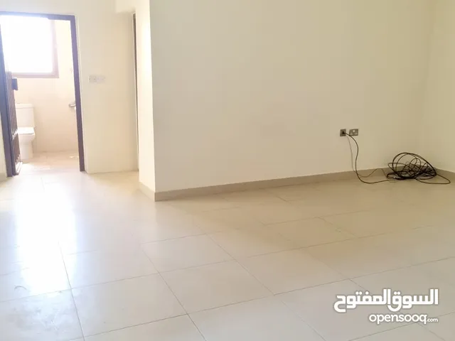 135m2 3 Bedrooms Apartments for Rent in Southern Governorate Eastern Riffa