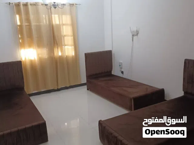 3 سراير بحالة ممتازه وجديدة اقل من سنه ب40 ريال 3beds in best condition new only less than one year