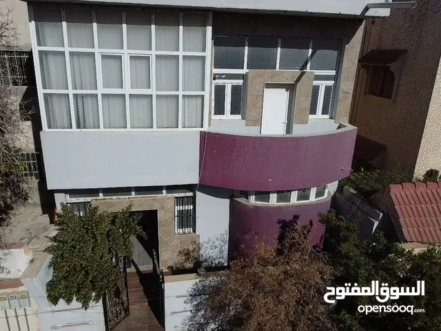 180 m2 3 Bedrooms Townhouse for Rent in Tripoli Janzour
