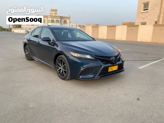 2021 تويوتا كامري SE