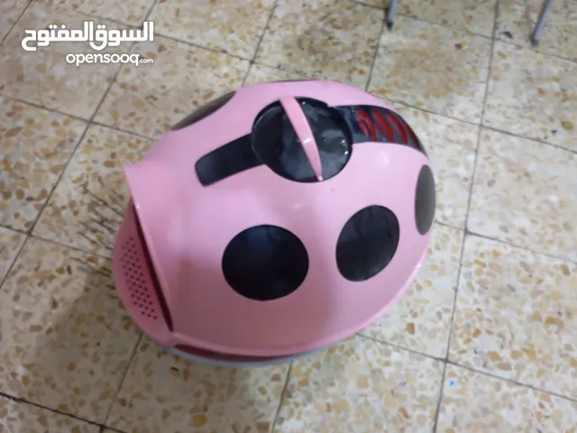 لتر بوكس مستعمل لون وردي بي باب ومصفايه اشتريته ب35 ابيعه ب25 سبب البيع ان قطتي ضاعت مني واللتر نظيف
