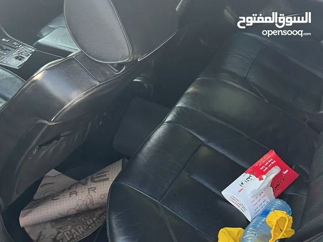 مرسيدس c200