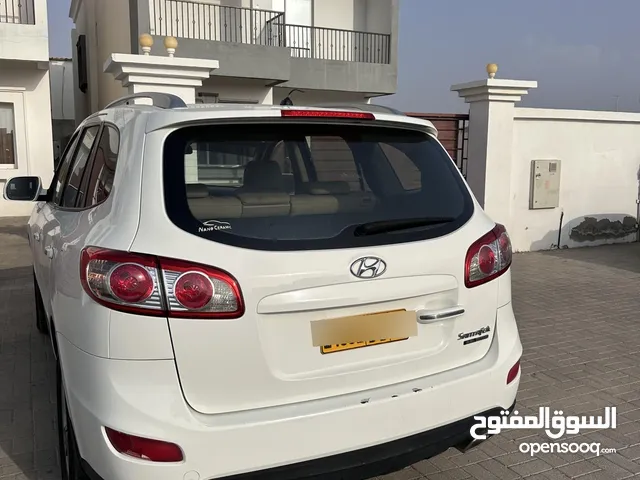 Used Hyundai Santa Fe in Muscat