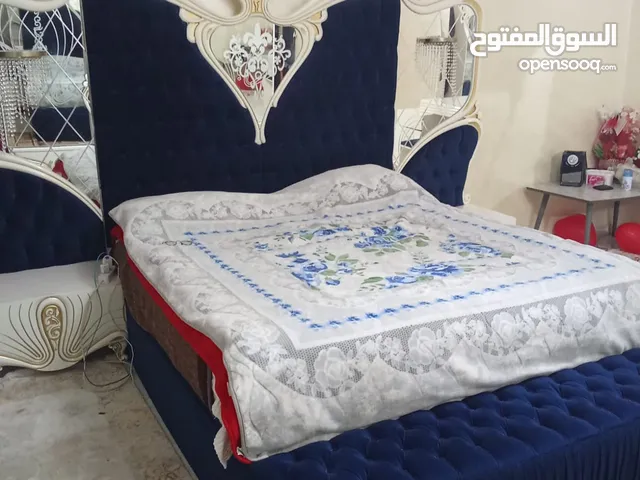 غرفة نوم عرايسية كاملة نظافة ممتازة