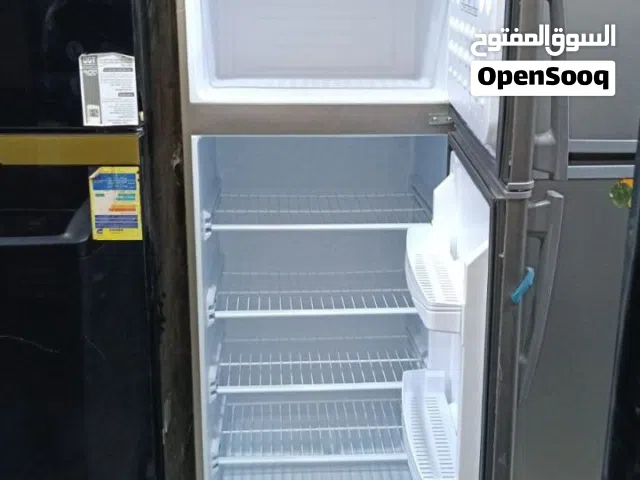 ثلاجة هامبورج موديل 400 تكنولوچيا ألمانية  380 لتر تعادل 16 قدم خاصية الديفروست  خاصية إذبة الثلج