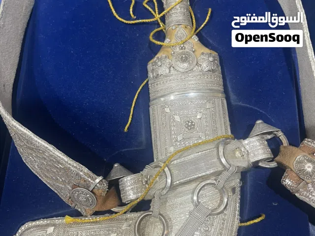 خنجر عماني قديم