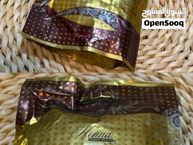 الحناء الباكستاني القمة في الروعة يضيف لون جميييل للشعر وسريع في ثبات اللون حناااء برغندي مع العود