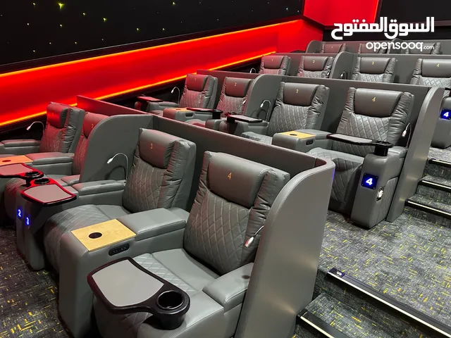 كرسي سينما VIP مزدوج فاخر – من شركة REZCOTEAM (خبرة 58 سنة)