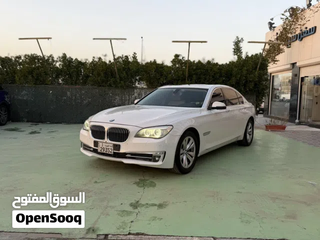 2015 بي ام دبليو الفئة 7 730