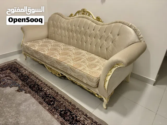 Sofa classic +free delivery