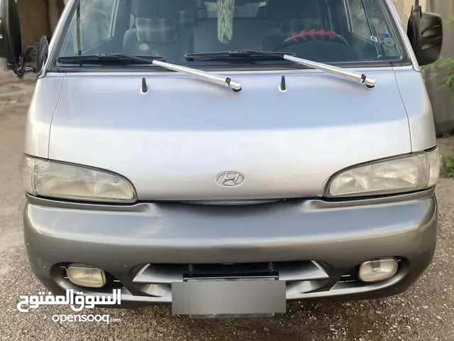 باص هونداي H-100 2001