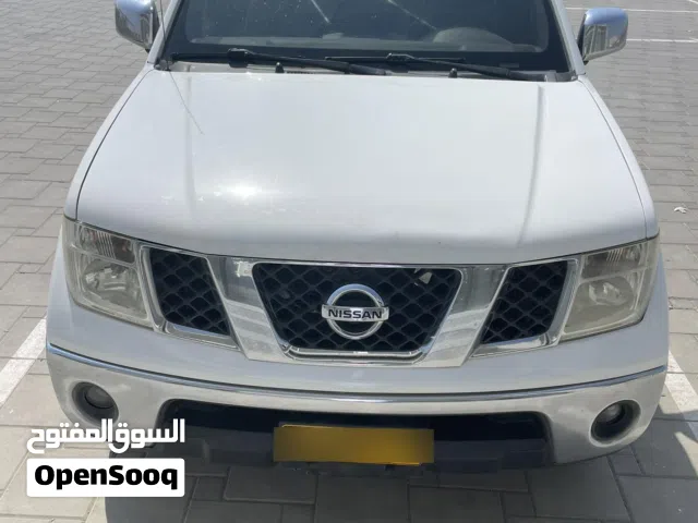 2010 نيسان نافارا SE