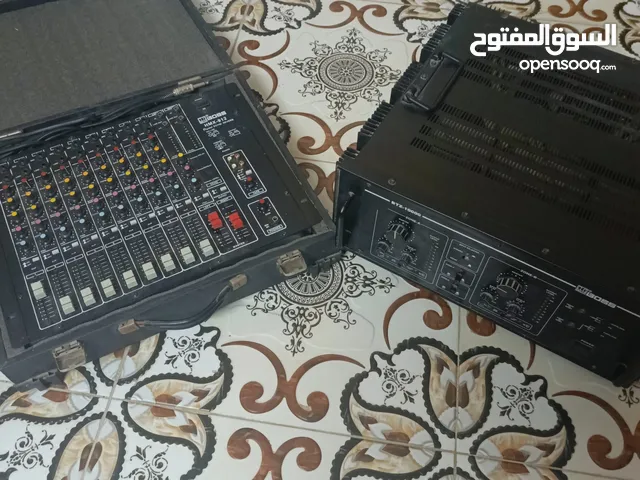 جهاز صوت كبير نوع Boss Btz 10000 مع جهاز Boss HMZ-912