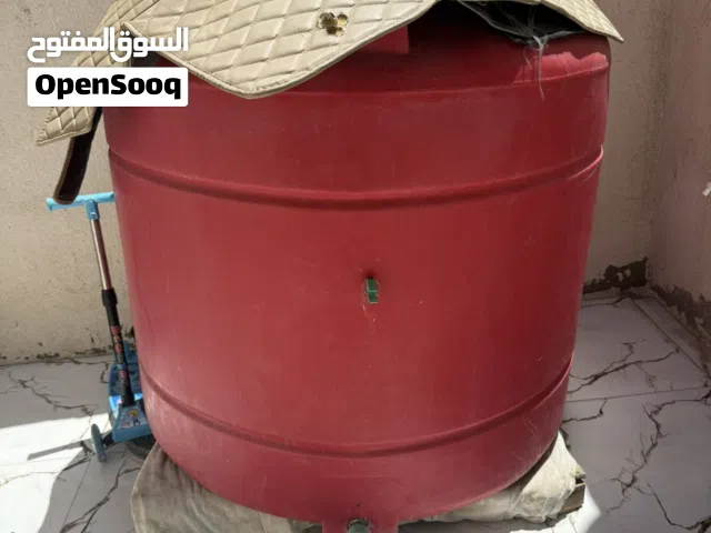 تانكي واحد طن بحاله جيده للبيع