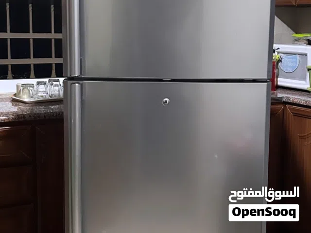 ثلاجة سامسونج بحالة جيدة للبيع
