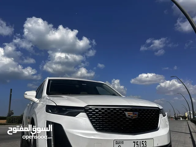 SUV Cadillac in Dubai