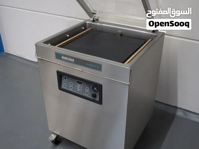 Henkelman Marlin 52, a commercial-grade floor-standing single chamber vacuum packaging machine