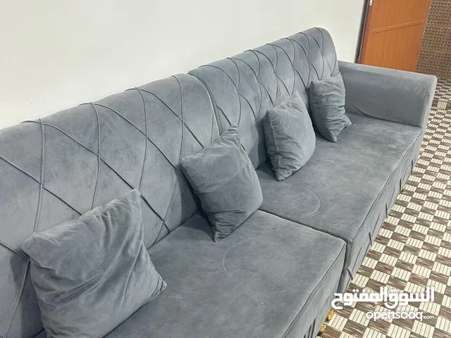 كنب للبيع بحاله جيده جداااااا