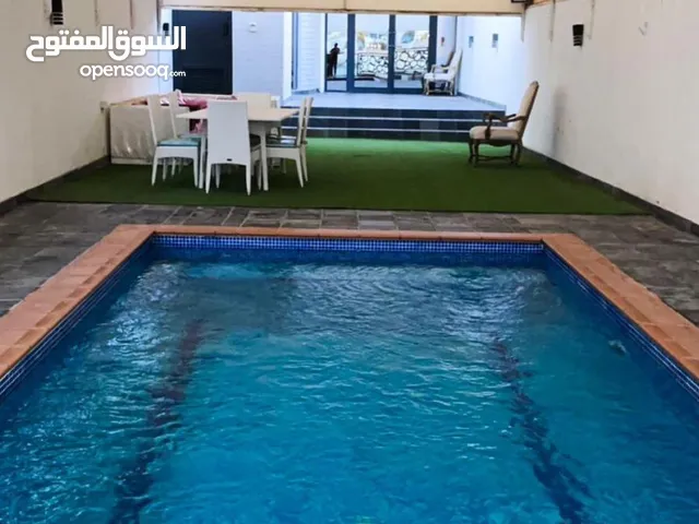 4 Bedrooms Chalet for Rent in Muharraq Amwaj Islands