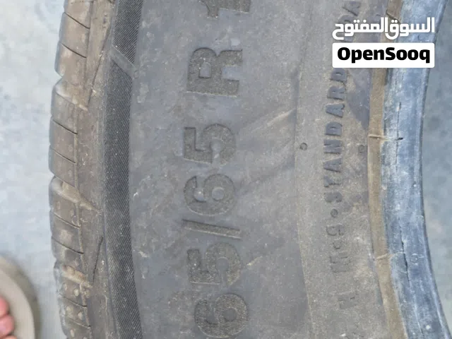 للبيع إطارات بحالة ممتازة للسيارات برادو ولاندكروزر وجيمس مقاس 265 65 R 17