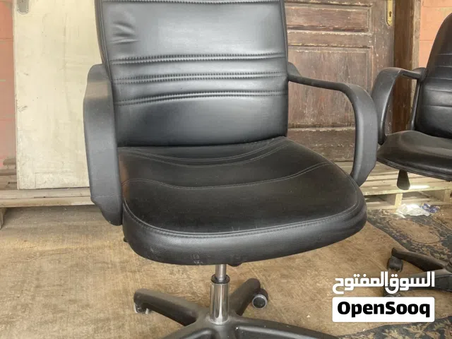 كرسي مدير  كرسي مساعد