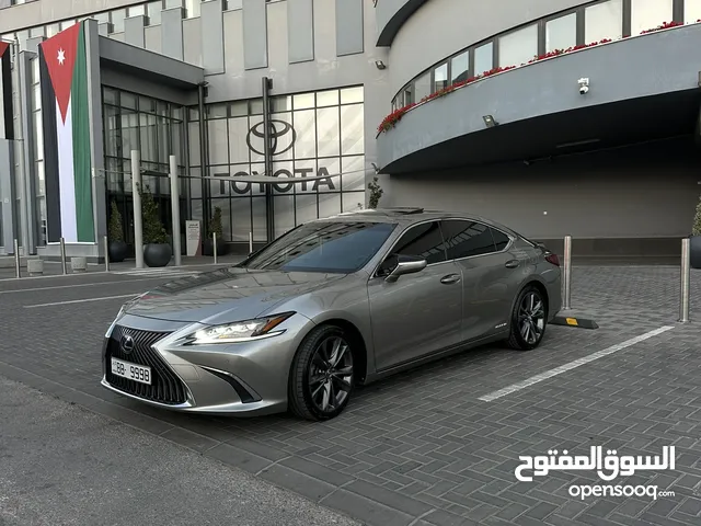  ES300h Luxury - Ultar - 2019 لكزس