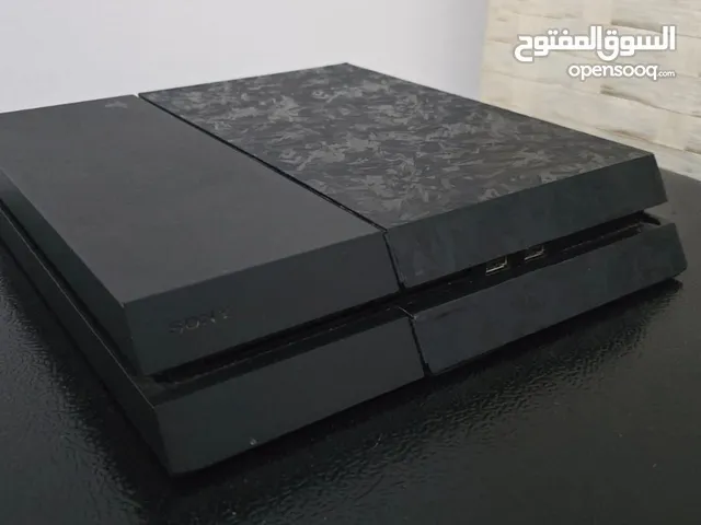 Ps4 500gb with 4 remotes and cds