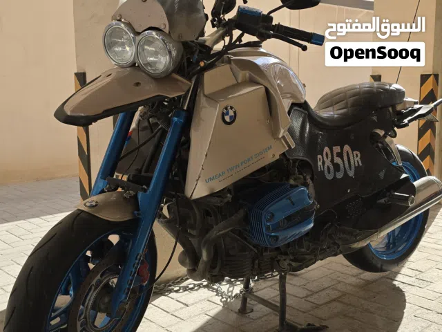 BMW R850RT