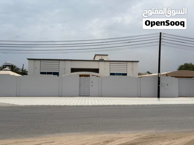268 m2 3 Bedrooms Townhouse for Sale in Al Batinah Al Masnaah