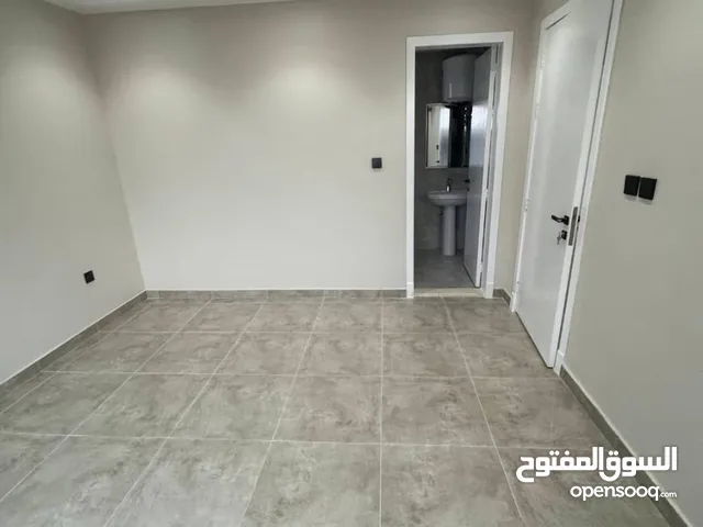 600 m2 3 Bedrooms Apartments for Rent in Dammam An Nur