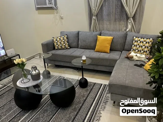 طاوله للبيع