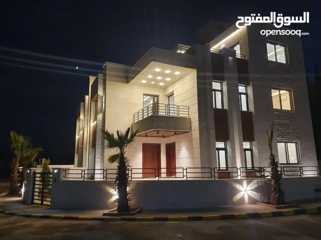 455 m2 5 Bedrooms Villa for Sale in Amman Al Tuneib