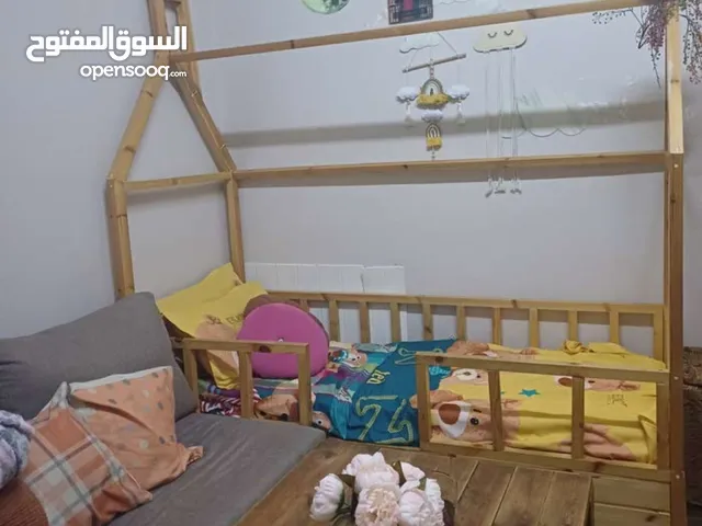 تخت مفرد 190ب 90 تفصيل خشب سويد