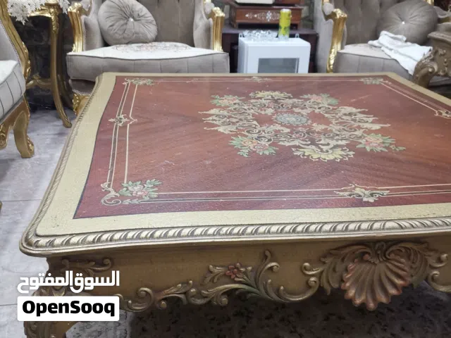 طاولات زان بحال جيد