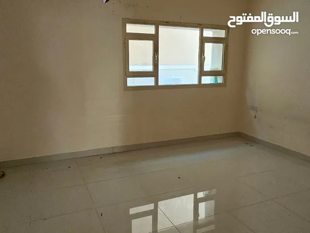 120m2 2 Bedrooms Apartments for Rent in Muharraq Galaly
