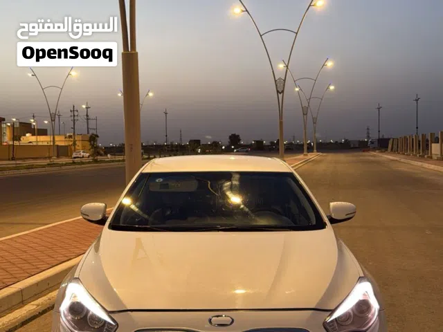 2014 Kia Cadenza Standard