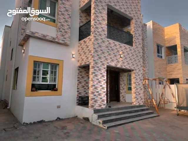 344 m2 4 Bedrooms Villa for Rent in Muscat Seeb