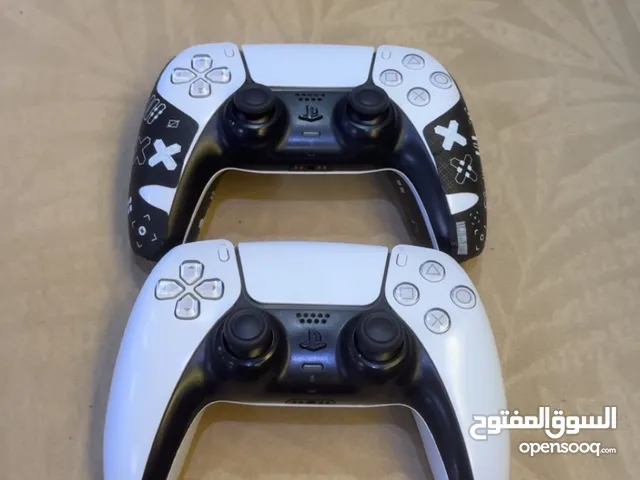 يد PS5 معدلة