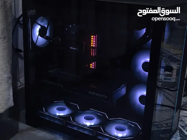 الكمبيوتر شبه جديد واستخدام بسيط جداً نظيف وما يحتاج أي تصليح