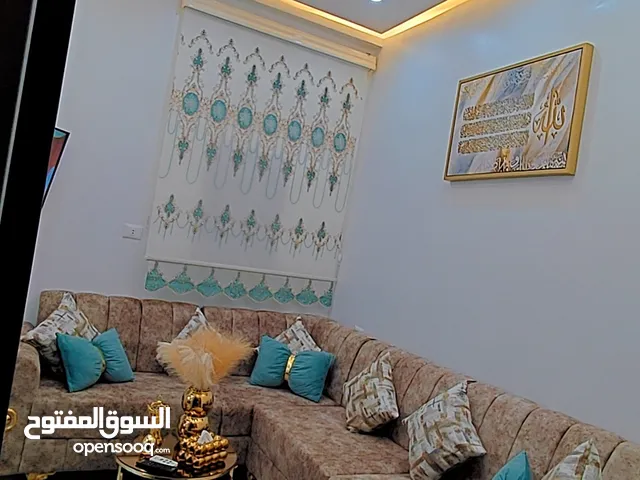 90 m2 Studio Townhouse for Rent in Tripoli Fashloum