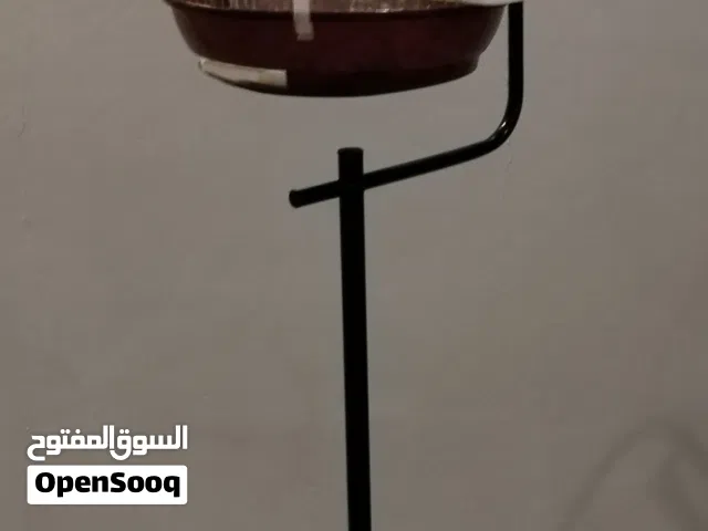 قفص عصافير شبه جديد مع حامل استاند بحالة ممتازة