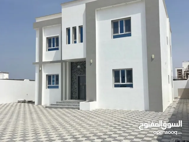 280m2 4 Bedrooms Villa for Sale in Al Batinah Barka