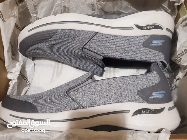 SKECHERS MEN'S GO WALK ARCH FIT .
