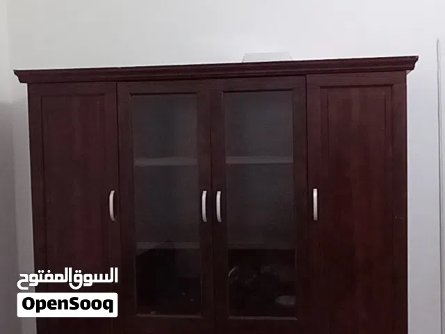 مكتبة كتب بحالة ممتازة