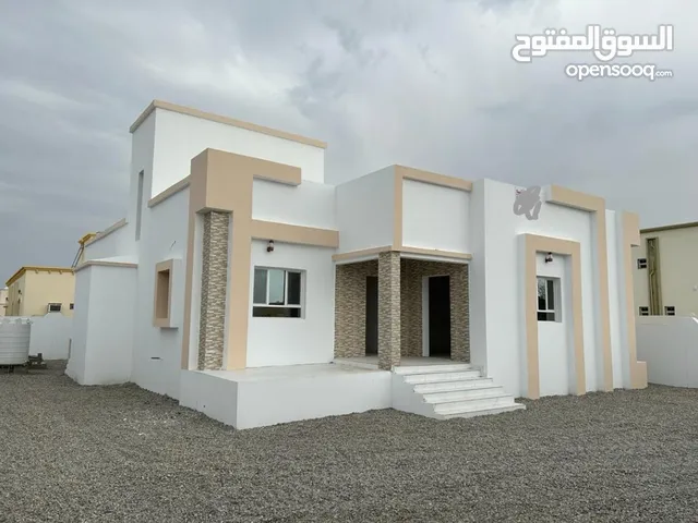 222 m2 4 Bedrooms Townhouse for Sale in Al Batinah Al Masnaah
